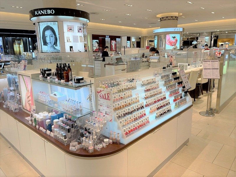 ネイルズユニークオブジャパン Nails Unique Of Japan 店舗一覧 西宮阪急店